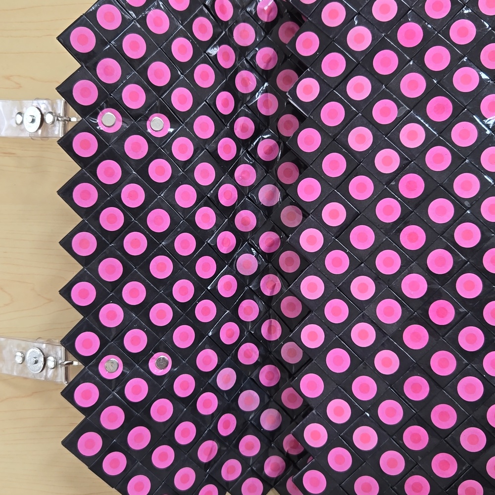 Rebagz Half The Sky Designs pink polka dot messenger/computer bag - Picture 10 of 16